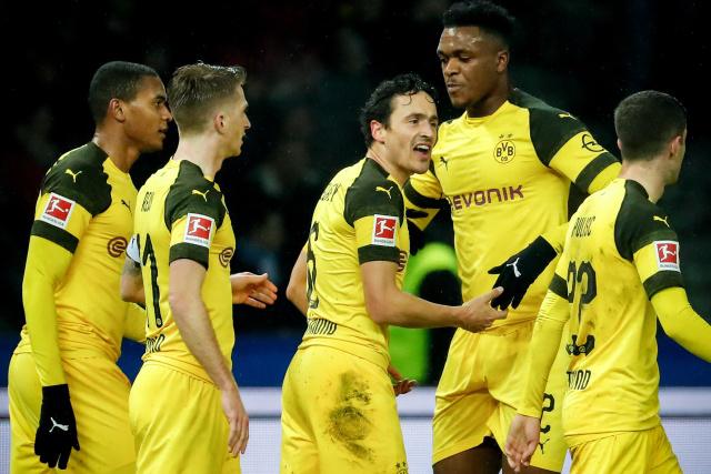 国王险胜公牛豪取7连胜 步行者终结骑士12连胜