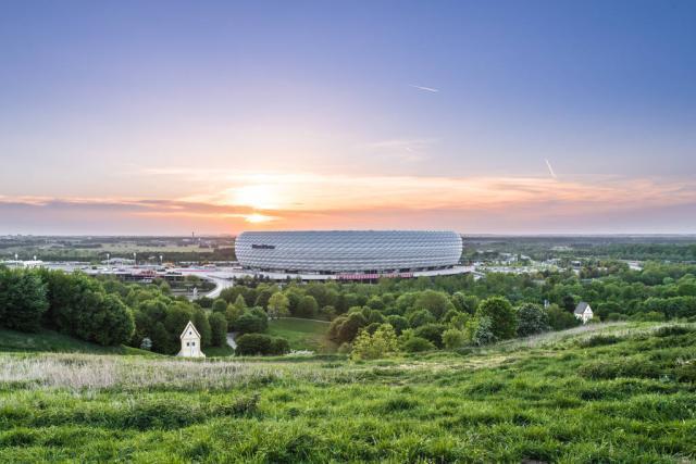 比肩梅西和C罗！葡体26岁前锋约克雷斯24年进62球