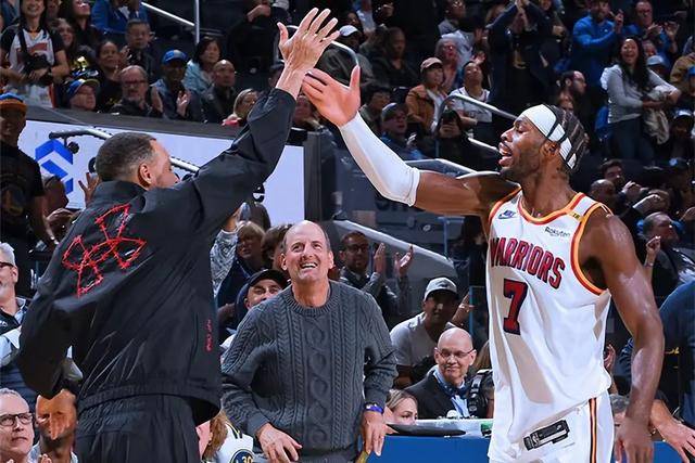 赵继伟13+7辽宁险胜天津 浙江6人上双胜上海